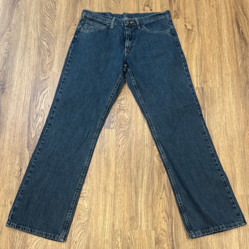 Magellan Outdoors Mens Dark Wash Straight Leg Denim Jeans 32x32 NXS-S519-031